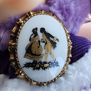 RARE COURTING COUPLE BROOCH Pendant Vintage Milk Glass Hand Painted